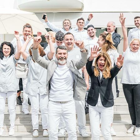 Hotel Luna Lignano Sabbiadoro Bagian luar foto